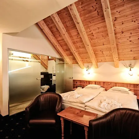 Fatlar Hotell