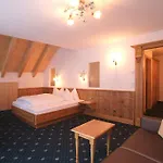 Fatlar Hotel